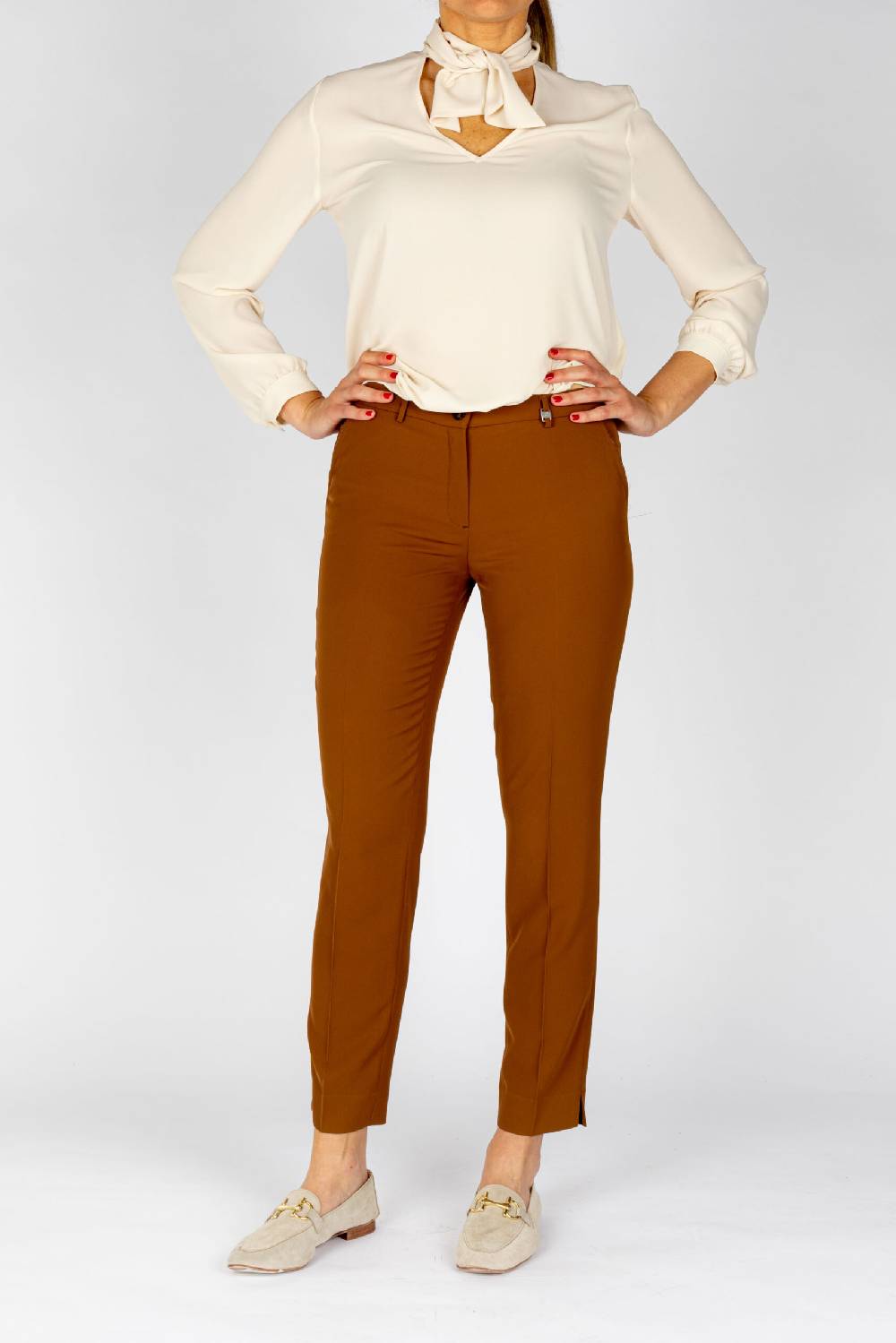 L.Pucci Pantaloni gamba morbida colore biscotto tessuto cady Hotsell