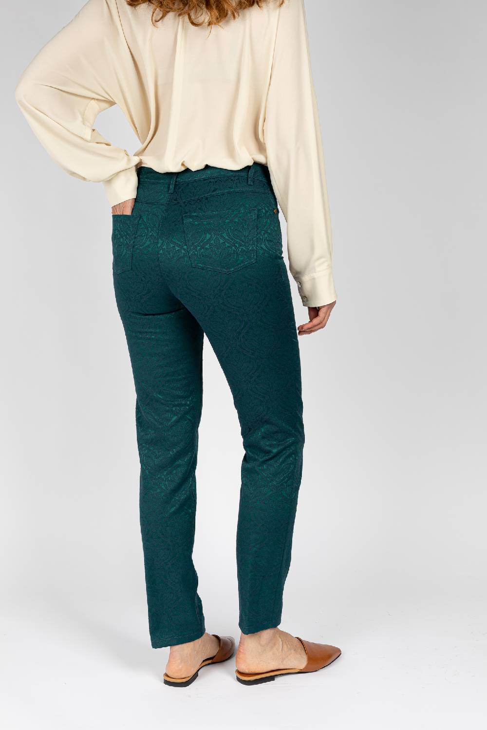 L.Pucci Pantaloni disegno fiore colore verde, linea Jeans tessuto jacquard Presa