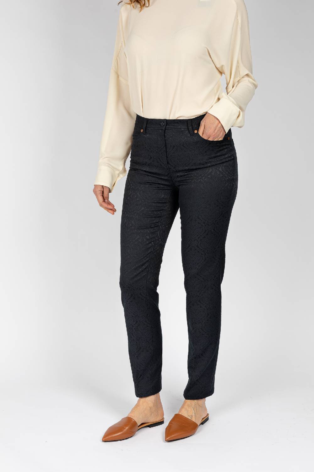 L.Pucci Pantaloni disegno fiore colore blu, linea Jeans tessuto jacquard Sconto