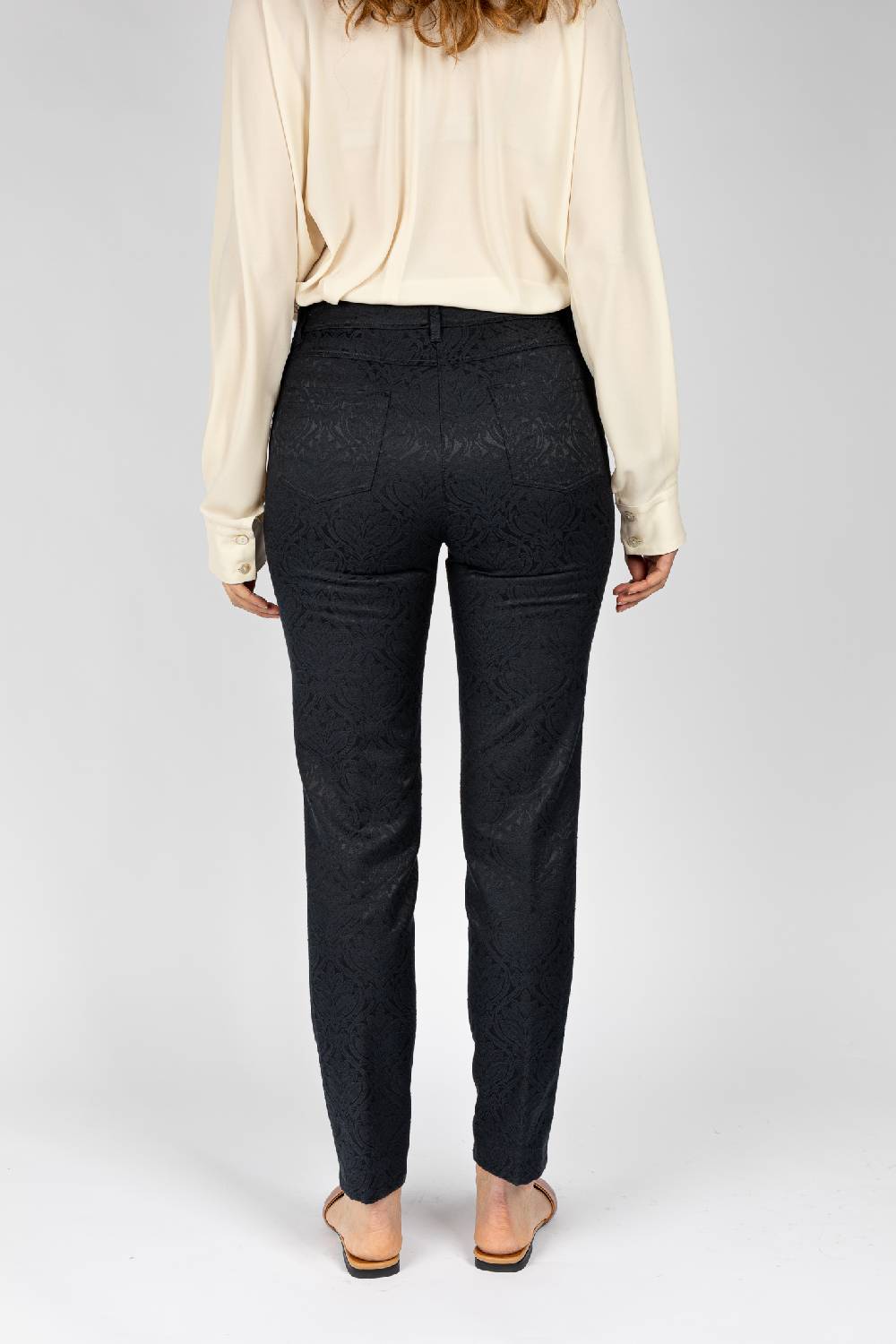 L.Pucci Pantaloni disegno fiore colore blu, linea Jeans tessuto jacquard Sconto