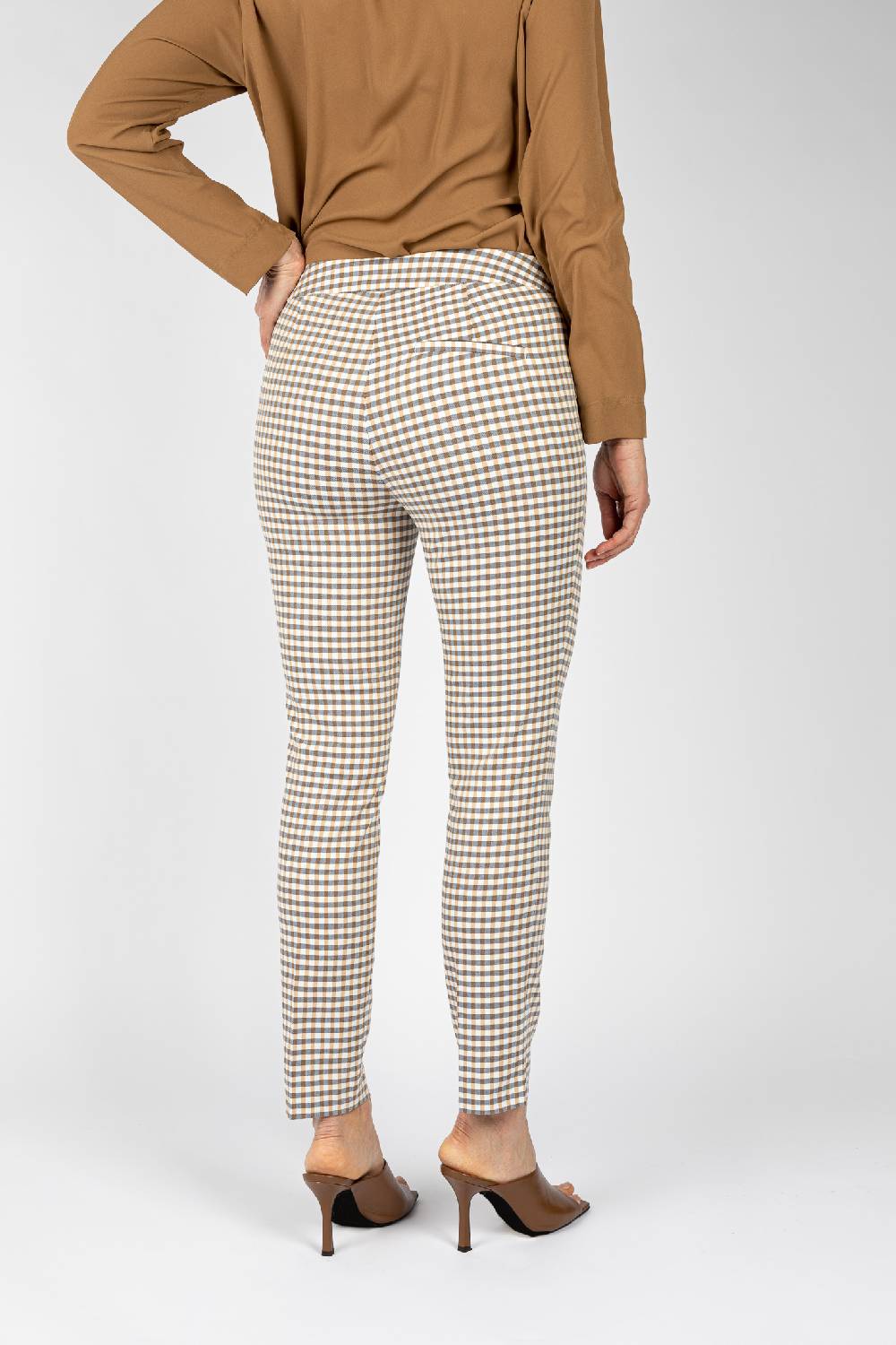L.Pucci Pantaloni tessuto disegno quadretto colore blu, linea a sigaretta Economico