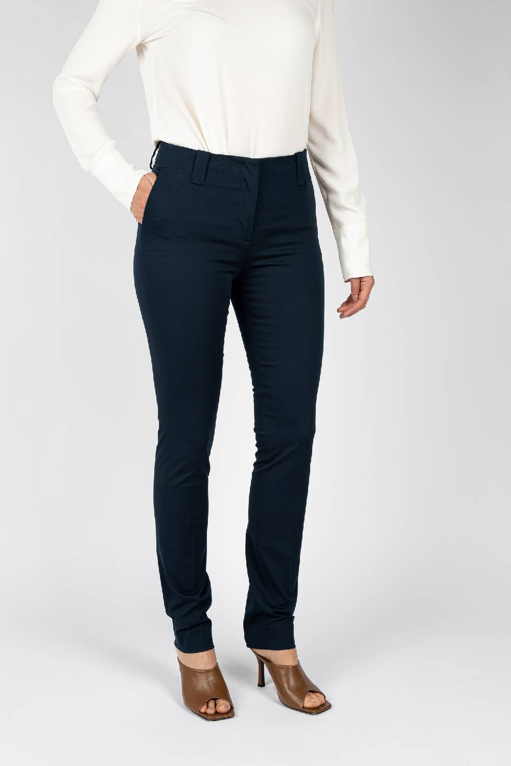 L.Pucci Pantaloni tessuto colore blu, gamba regolare Offerte