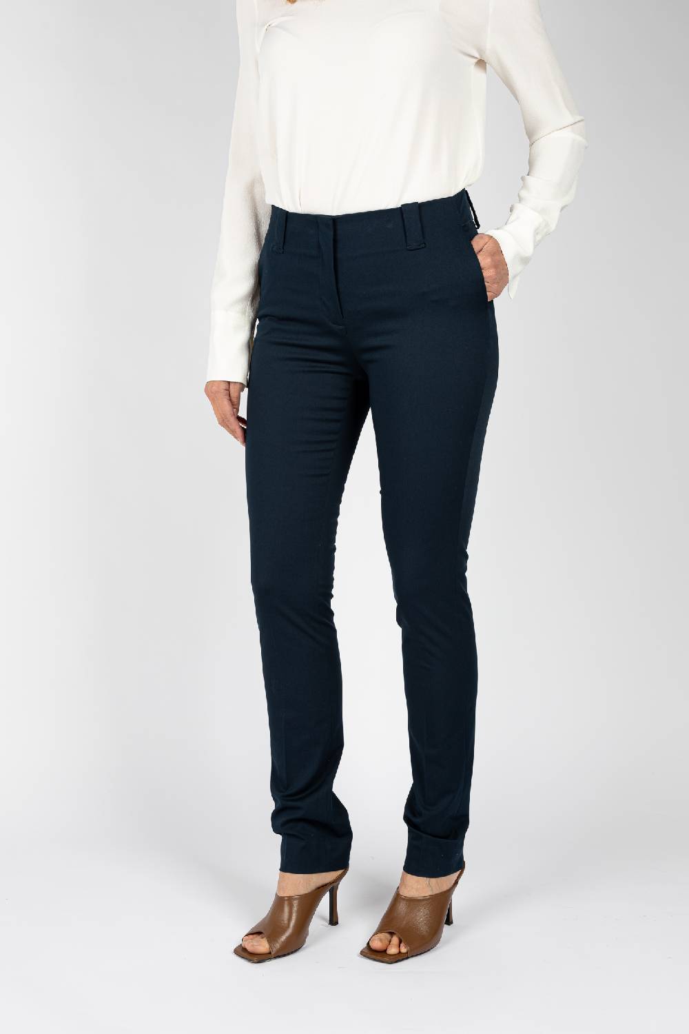 L.Pucci Pantaloni tessuto colore blu, gamba regolare Offerte