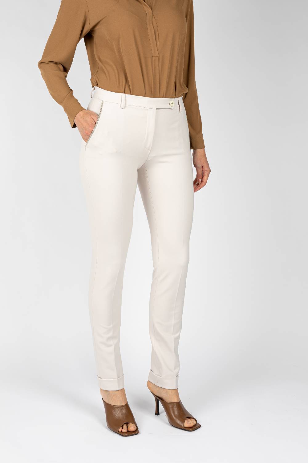L.Pucci Pantaloni gamba regolare con rovescia colore ghiaccio Italy