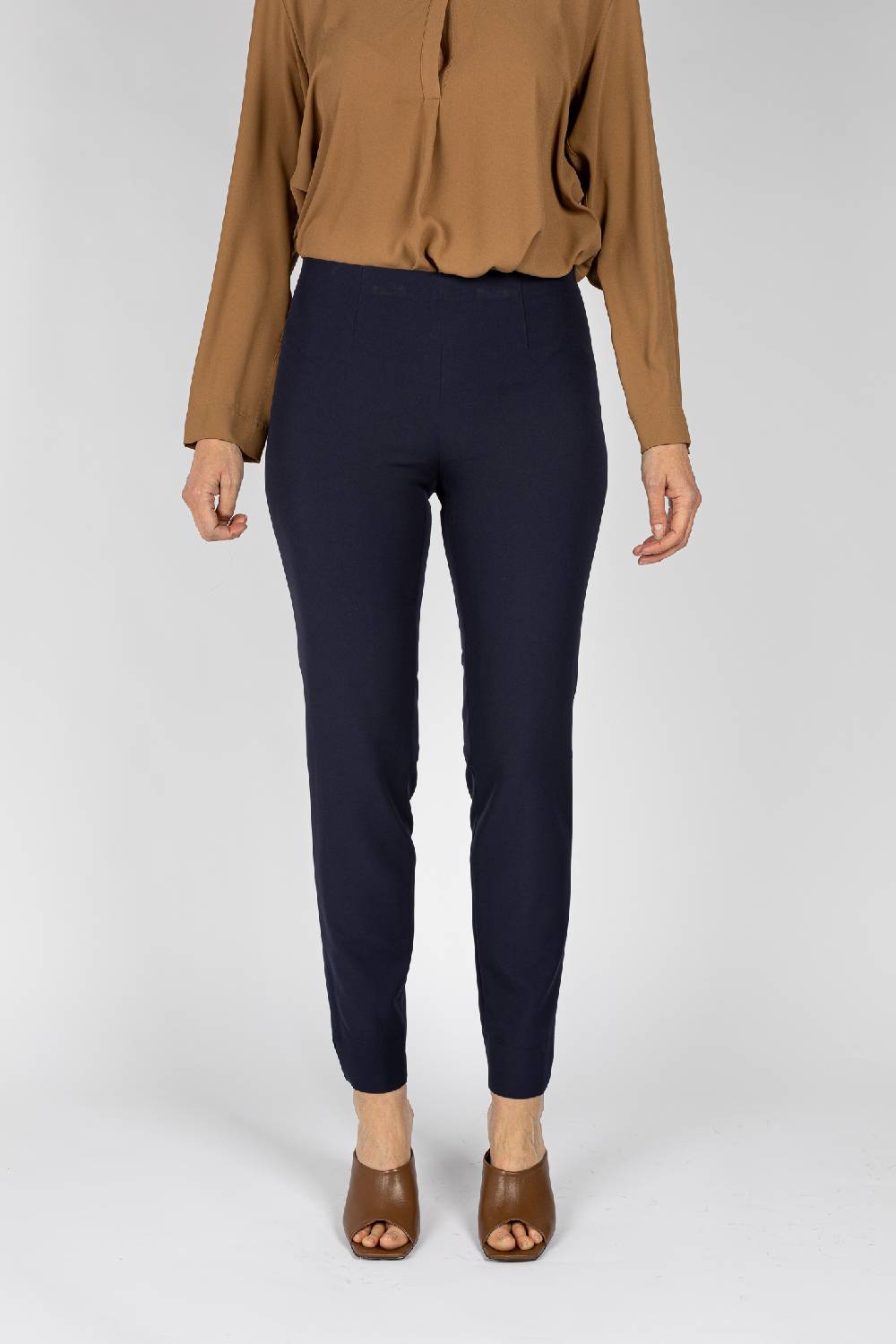 L.Pucci Pantaloni linea a sigaretta colore blu Nuovo