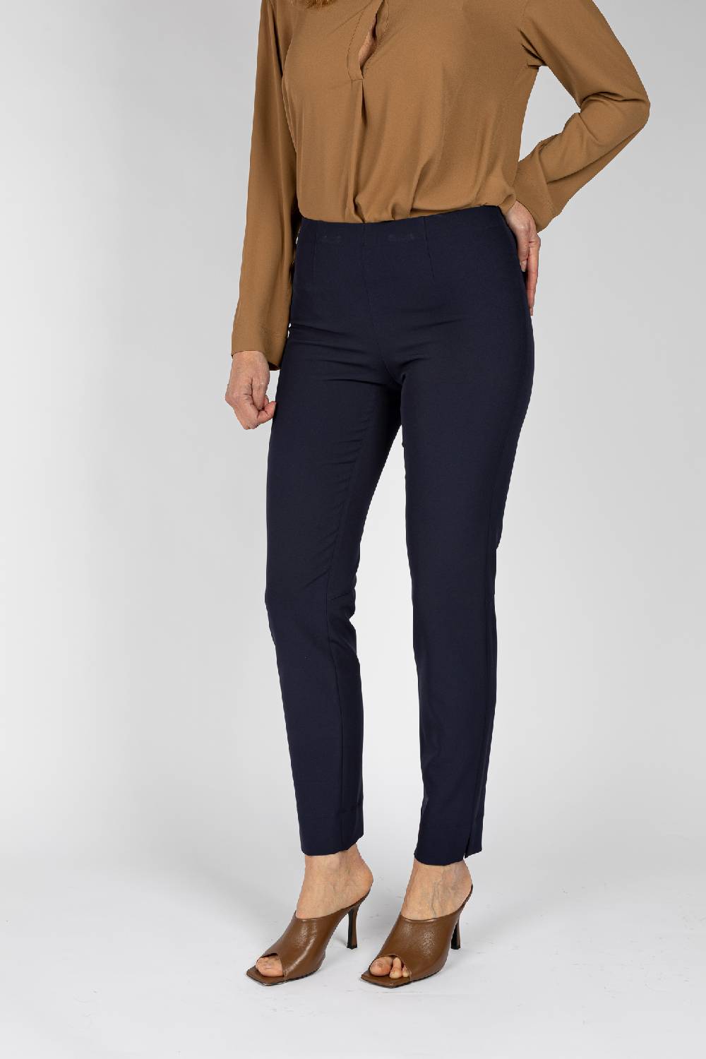 L.Pucci Pantaloni linea a sigaretta colore blu Nuovo