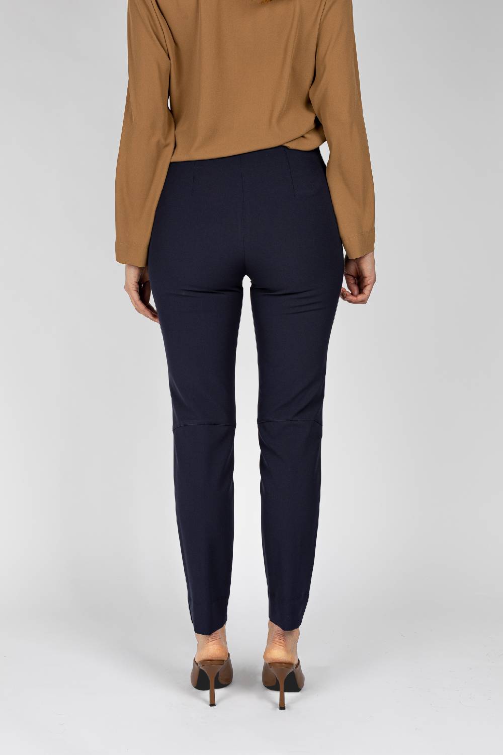 L.Pucci Pantaloni linea a sigaretta colore blu Nuovo