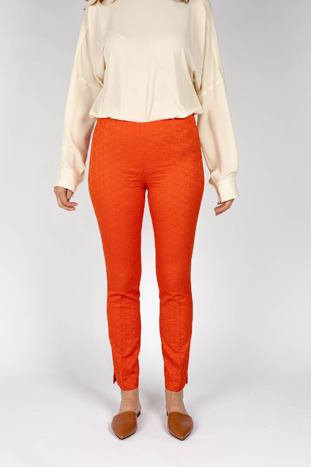 L.Pucci Pantaloni jacquard a fiore colore arancio, linea stretta Vendita