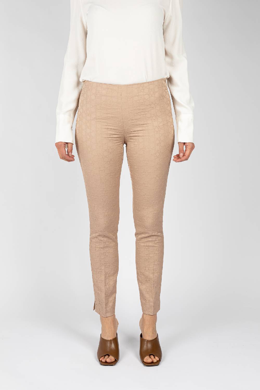 L.Pucci Pantaloni jacquard a fiore colore beige, linea stretta Promozione