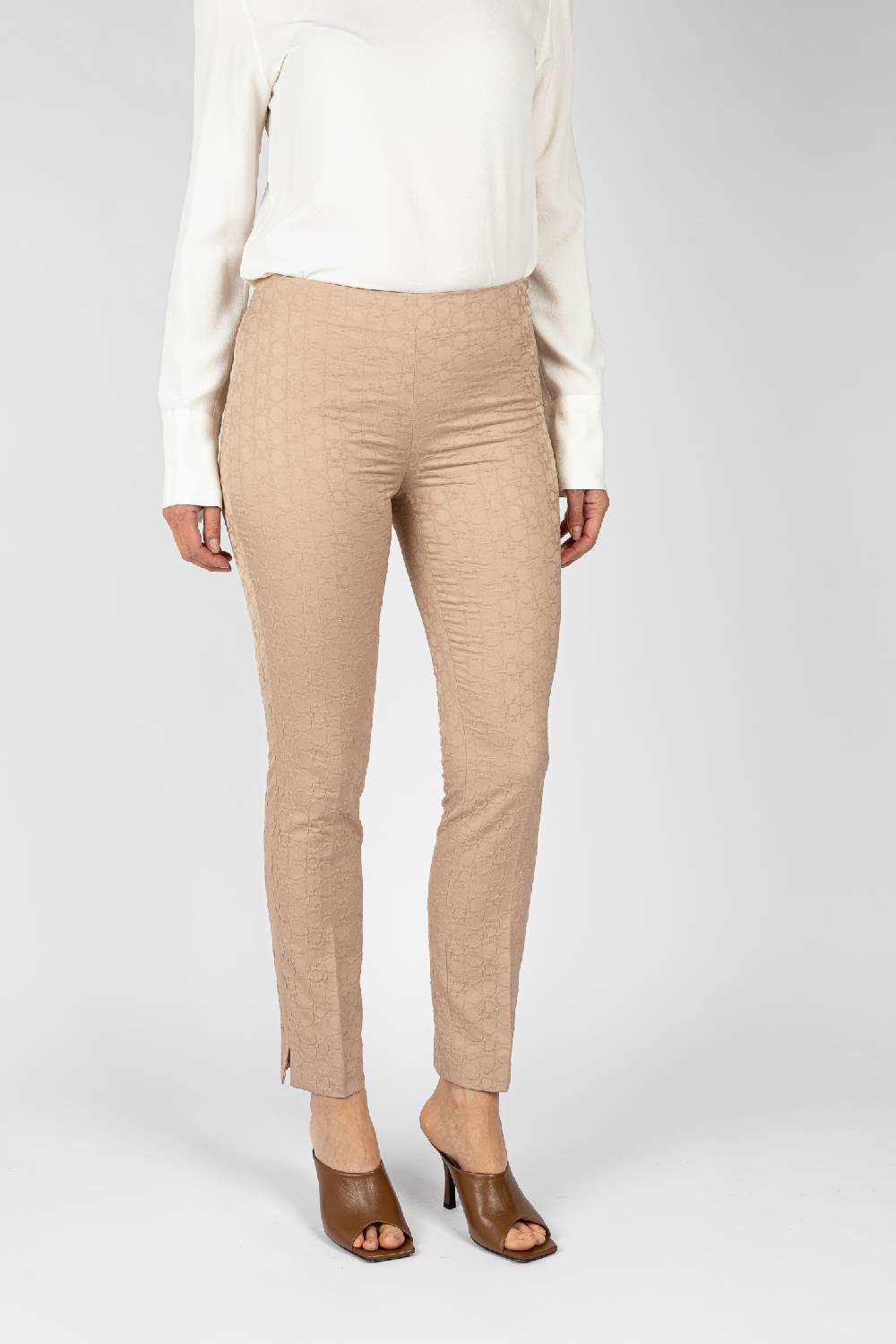 L.Pucci Pantaloni jacquard a fiore colore beige, linea stretta Promozione