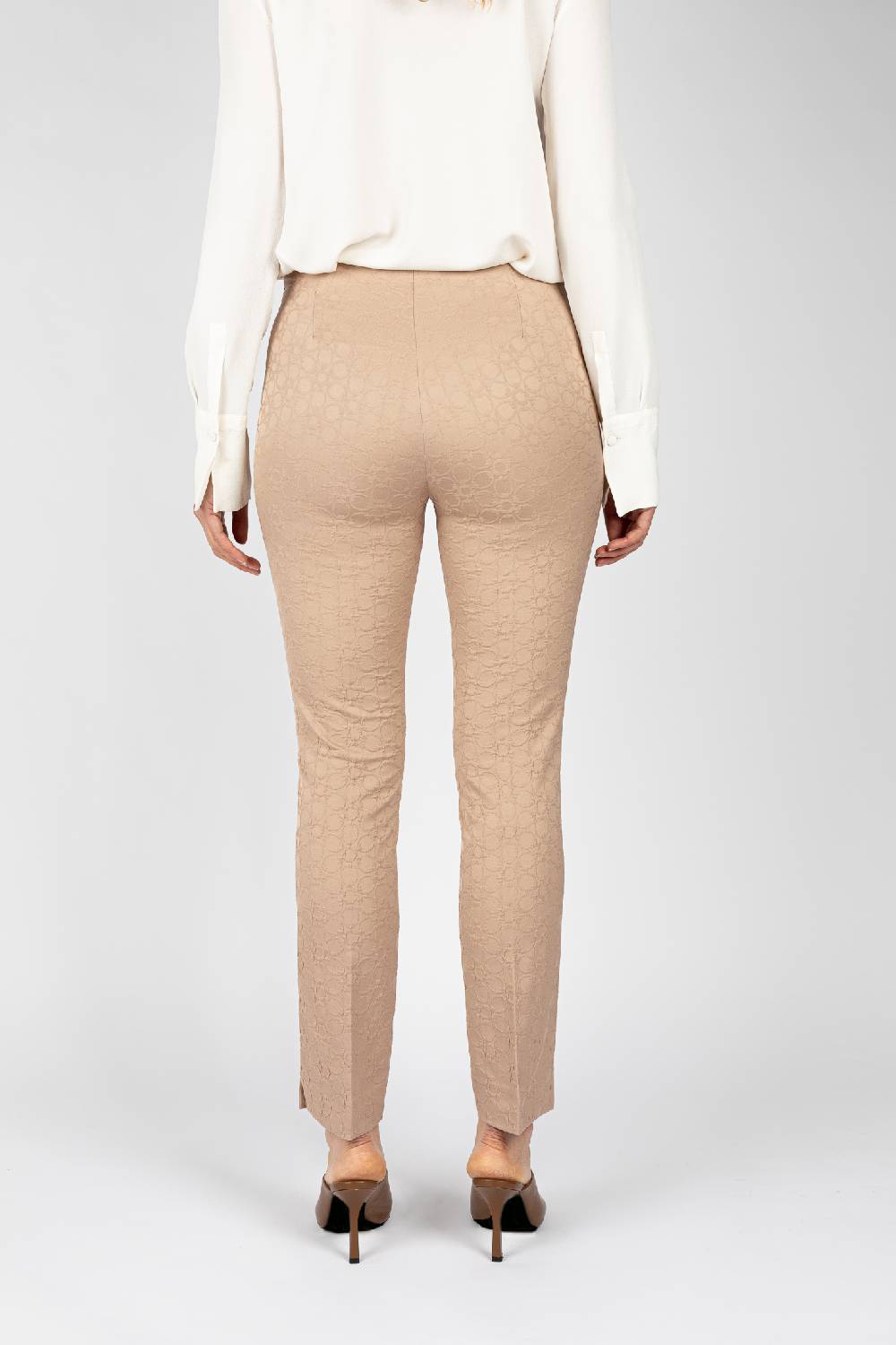 L.Pucci Pantaloni jacquard a fiore colore beige, linea stretta Promozione