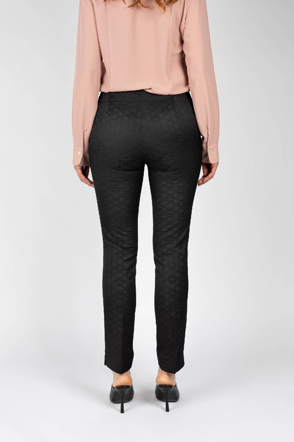 L.Pucci Pantaloni jacquard a fiore colore nero, linea stretta Spedizione Gratuita