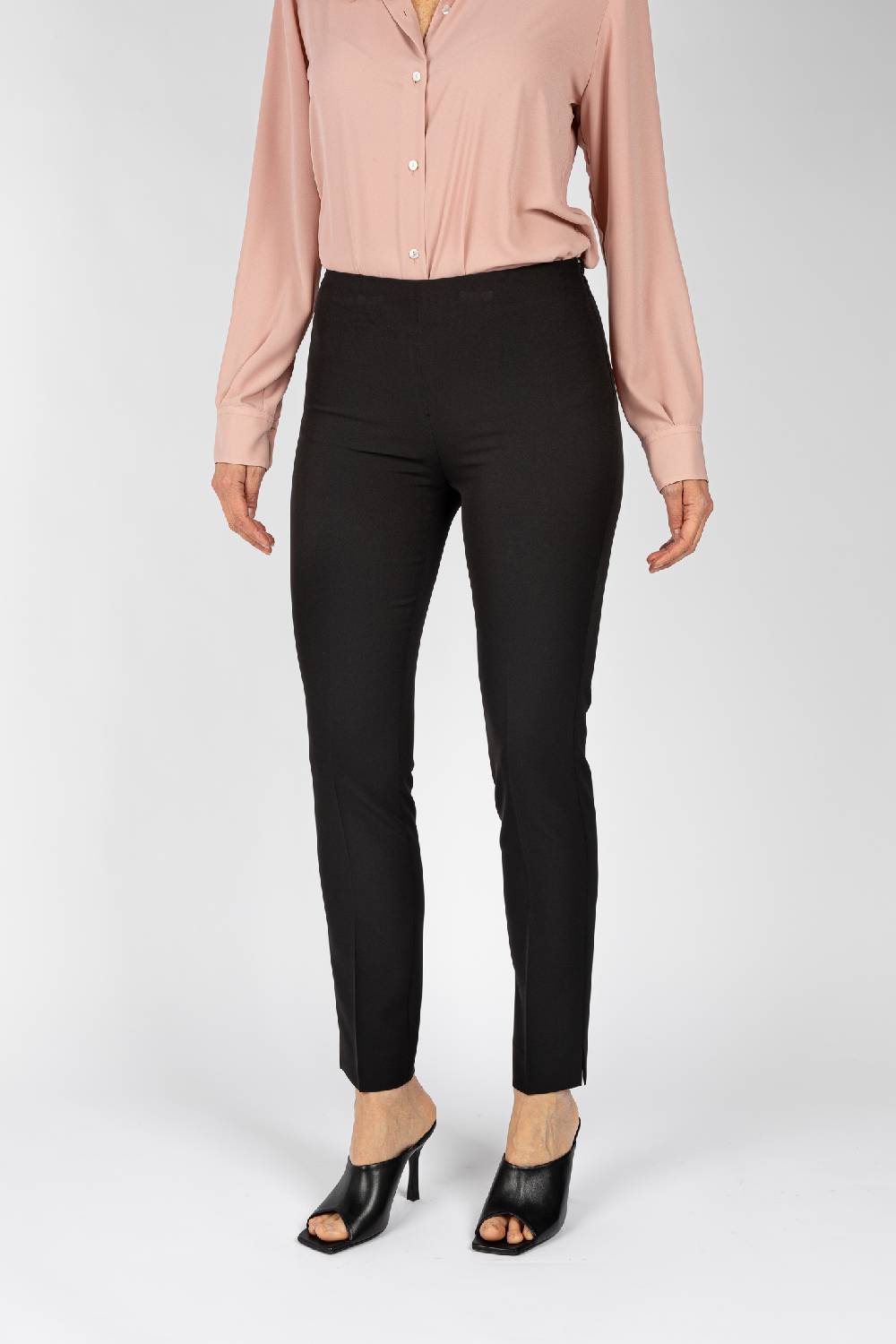 L.Pucci Pantaloni colore nero linea a gamba stretta da donna Acquista Ora