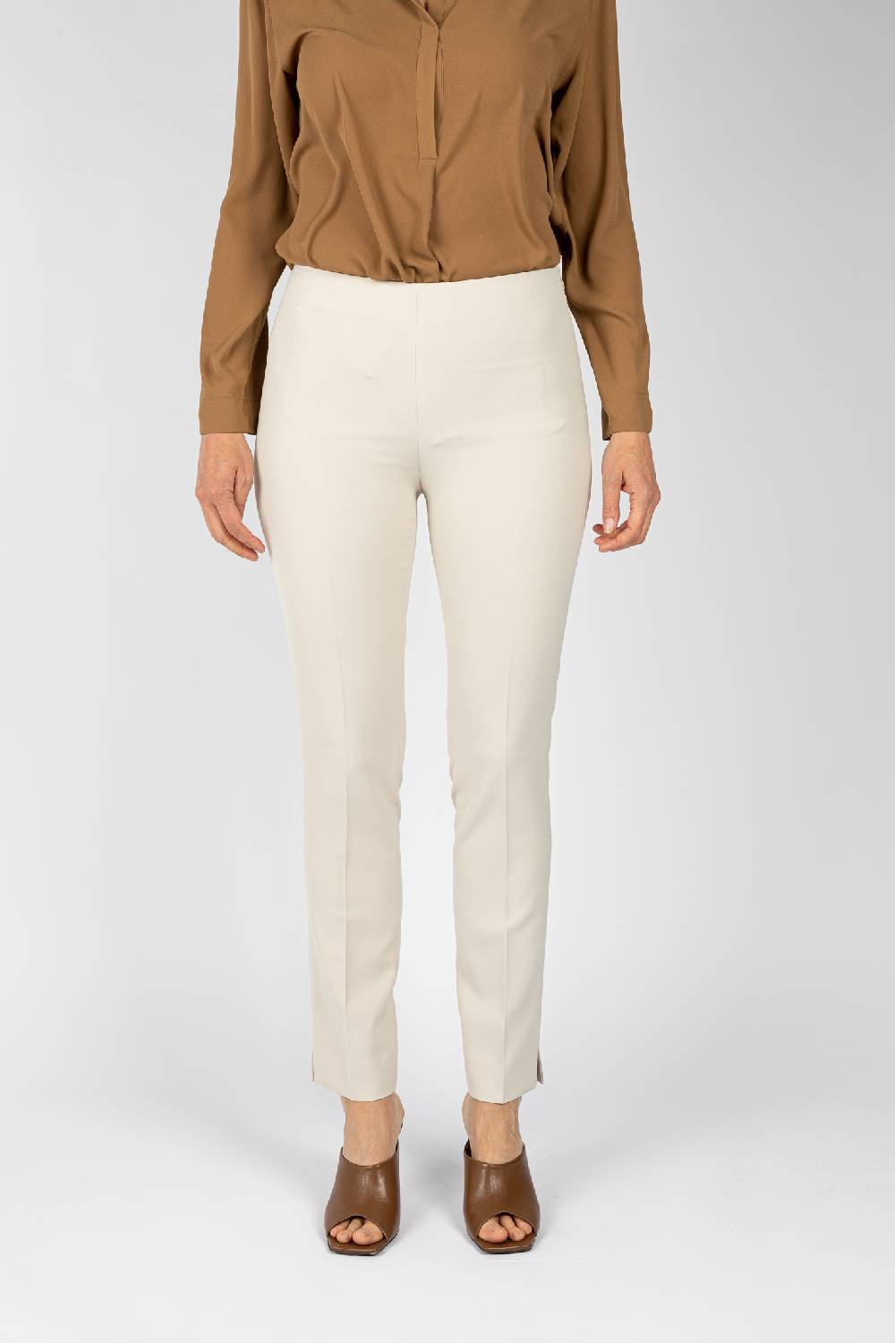 L.Pucci Pantaloni colore ghiaccio linea stretta da donna Consegna Veloce
