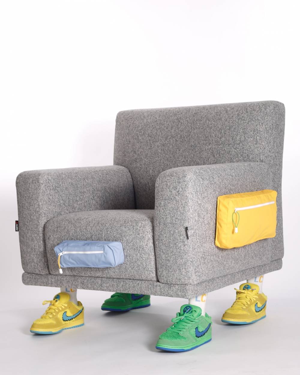 Lc23 Wood Feet Polartec Armchair