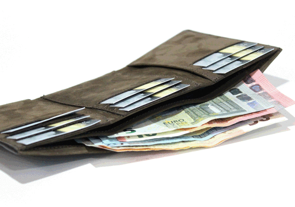Kjøre Project Trifold Wallet Presa