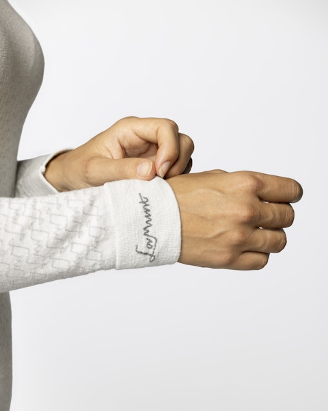 Lamunt ALICE BASELAYER MAGLIA IN CASHMERE MANICHE LUNGHE Italia