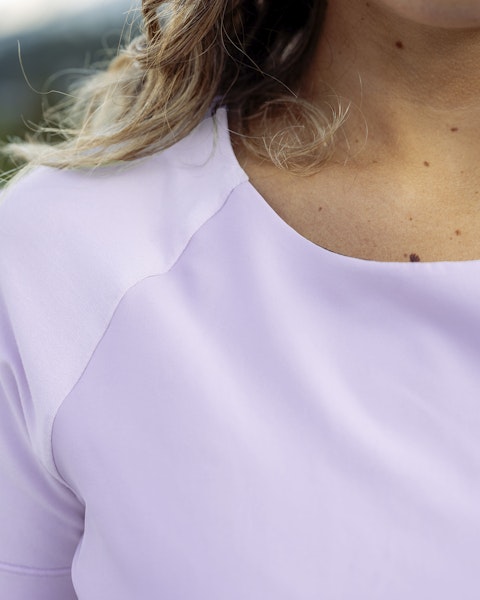 Lamunt MARIA TERESA MAGLIETTA BOXY A MANICHE CORTE Promozione Limitata