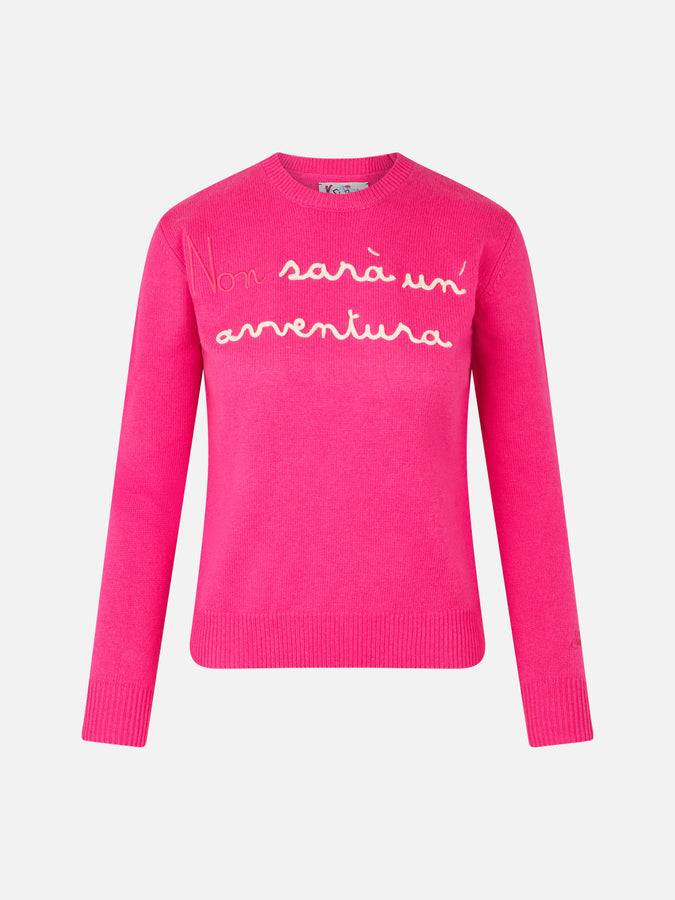 Mc2 Saint Barth Maglia da donna girocollo rosa fluo con ricamo Non Sarà un'Avventura | EDIZIONE SPECIALE DI NIKI DJ Presa