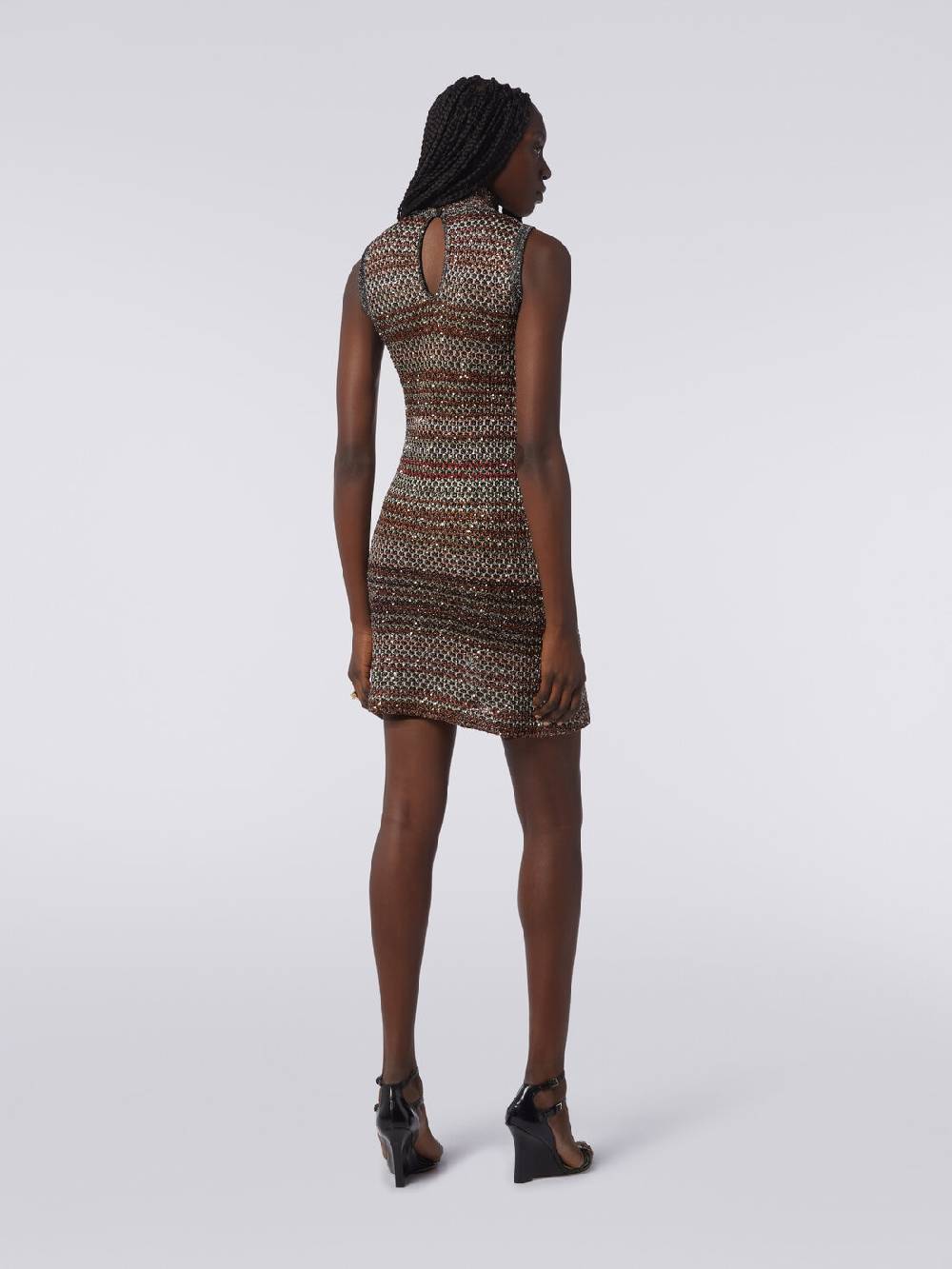 Missoni Mini-abito in maglia a rete con collo alto e applicazione di paillettes 2025