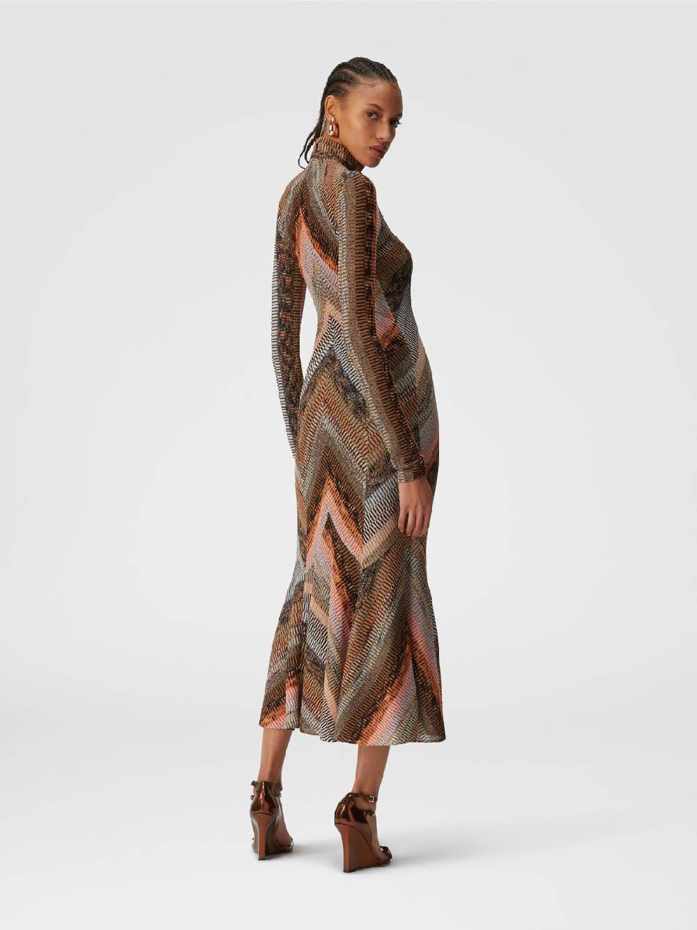 Missoni Abito lungo con fondo svasato e collo a lupetto con zip Promozione temporanea