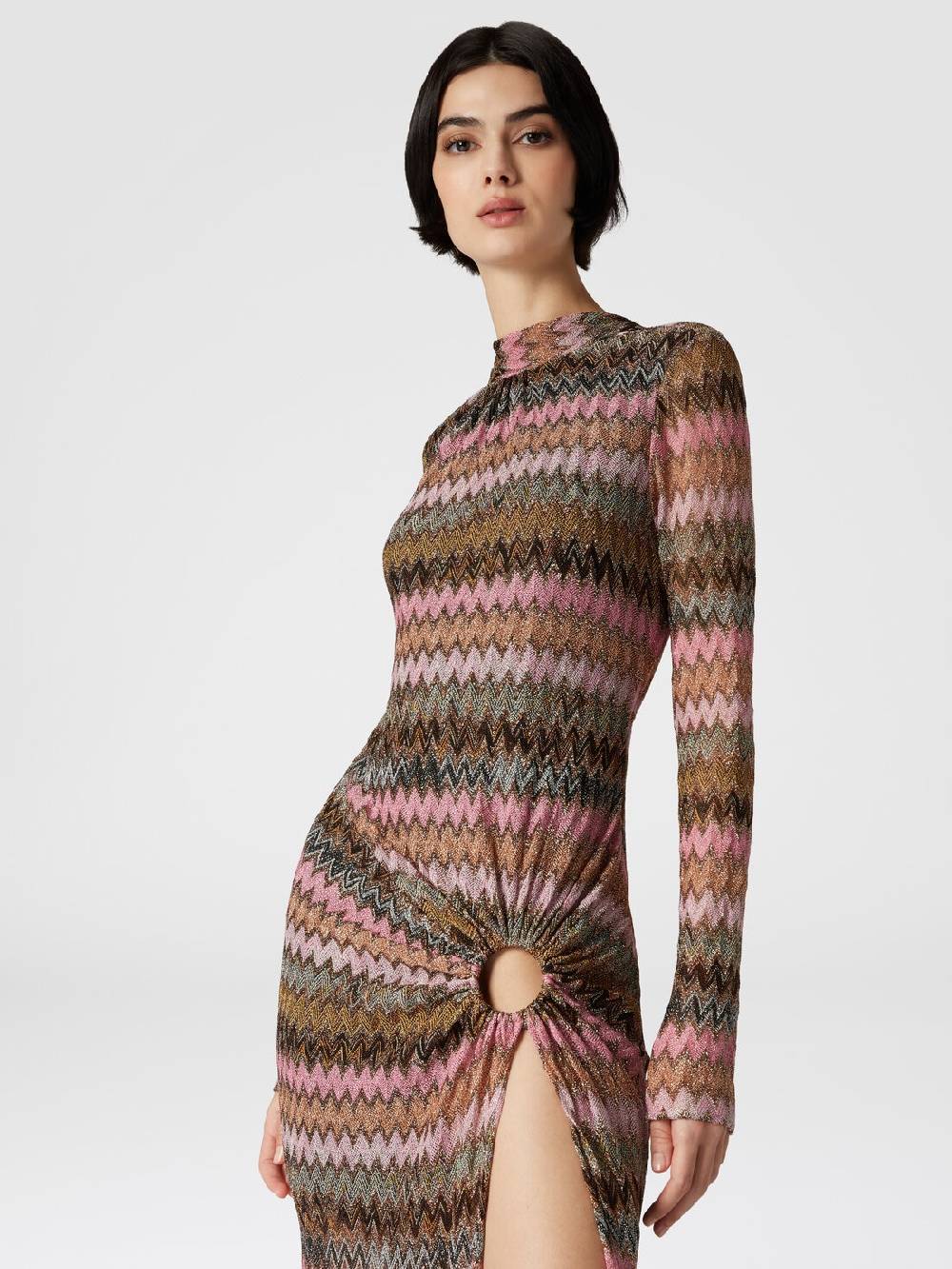 Missoni Abito lungo in viscosa chevron e lurex con dettaglio cut out 50% di sconto per tempo limitato