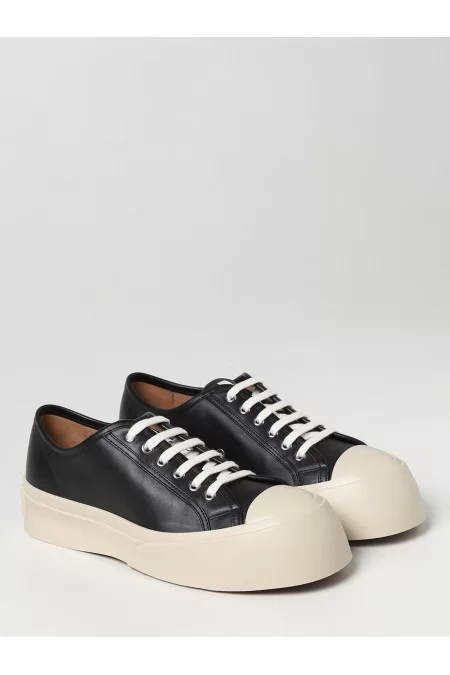 MARNI Scarpe Sneakers MARNI Modello PABLO con stringhe, confortevole e alla moda. Perfetto per un look casual o sportivo. Prodotto di alta qualità by MARNI. Acquista ora e completa il tuo outfit! Codice prodotto: SNZU002002P272 Prezzo Ridotto