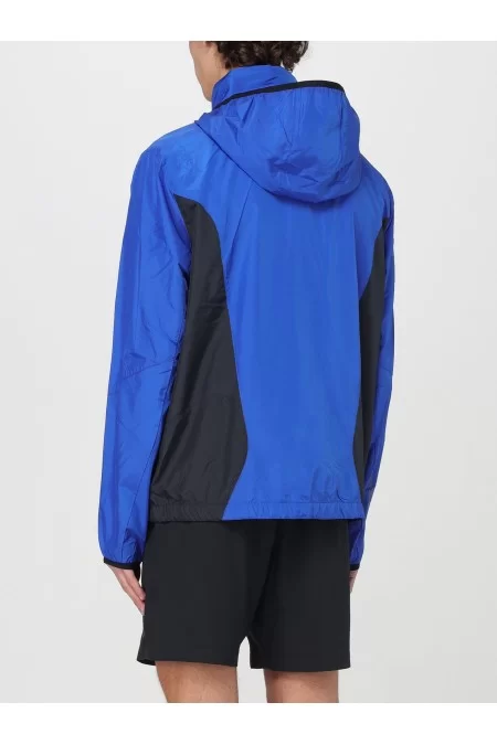 POLO RALPH LAUREN UOMO Maglietta Uomo Polo Ralph Lauren La maglietta da uomo Polo Ralph Lauren offre stile e qualità imbattibili. Realizzata con tessuti di alta qualità per un comfort duraturo. Perfetta per un look casual eleg Consegna Veloce