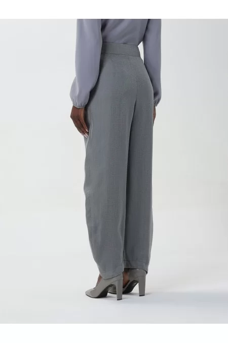 GIORGIO ARMANI Giorgio Armani Trousers di alta qualità con design elegante e confortevole. Perfetti per ogni occasione Prezzo Ridotto