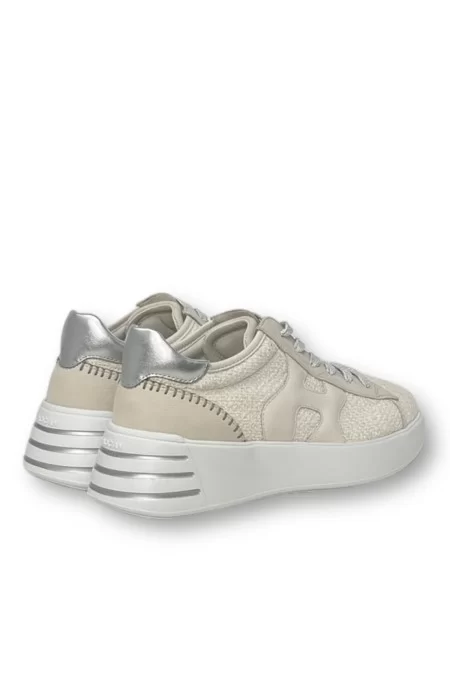 HOGAN Scarpe Hogan Scopri le iconiche sneakers di Hogan, sinonimo di stile e qualità Italy