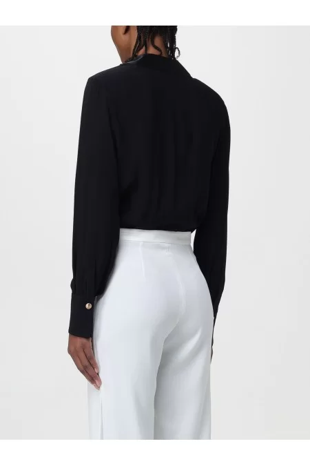 ELISABETTA FRANCHI ELISABETTA FRANCHI: Maglietta aderente di alta qualità Maglietta aderente per un look elegante e confortevole. Ideale per tutte le occasioni In Linea
