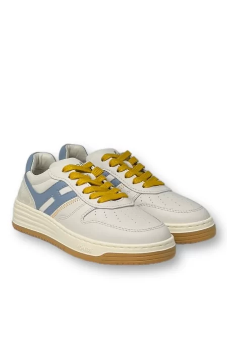 HOGAN Scarpe Hogan: Stile e Comfort Le sneakers Hogan sono sinonimo di eleganza e qualità. Realizzate con materiali pregiati, garantiscono comfort e stile ineguagliabili. Scopri la collezione! Pezzi Unici