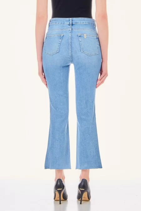 LIU JO BLUE DENIM JEANS DONNA LIU JO BLUE DENIM Jeans da donna di alta qualità del marchio LIU JO BLUE DENIM. 100% cotone In Vendita