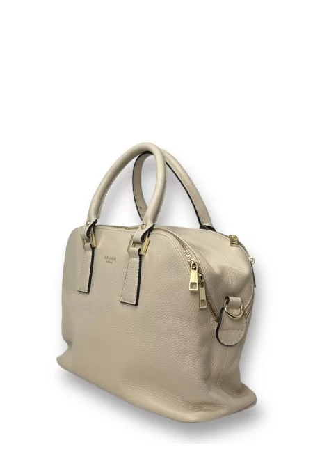 AVENUE 67 DESCRIZIONE La borsa di Avenue 67 combina stile e qualità. Essenziale e raffinata Moda