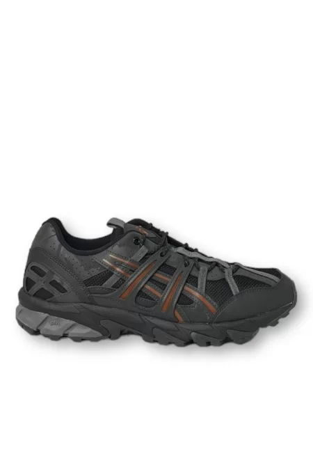 ASICS Descrizione Prodotto La scarpa da corsa Asics Gel Sonoma 1550 offre comfort e supporto con la tecnologia Gel. Perfetta per trail running. Caratteristiche: Tecnologia Gel per ammortizzazione Design robusto per trail running Saldi