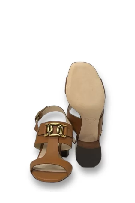 TOD'S Sandali TOD\'S Calzature di alta qualità del marchio TOD\'S. Comode e alla moda Enormi sconti