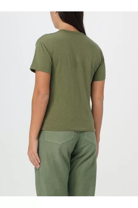 POLO RALPH LAUREN DONNA Maglietta da donna POLO RALPH LAUREN Elegante maglietta da donna della rinomata marca POLO RALPH LAUREN, nota per la qualità e lo stile senza tempo. Realizzata con tessuti di alta qualità per un comfort Offerta temporanea