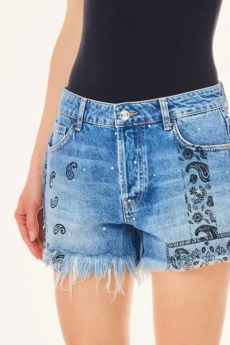 LIU JO BLUE DENIM LIU JO BLUE DENIM Shorts da donna in denim blu, di alta qualità e stile moderno Offerte speciali