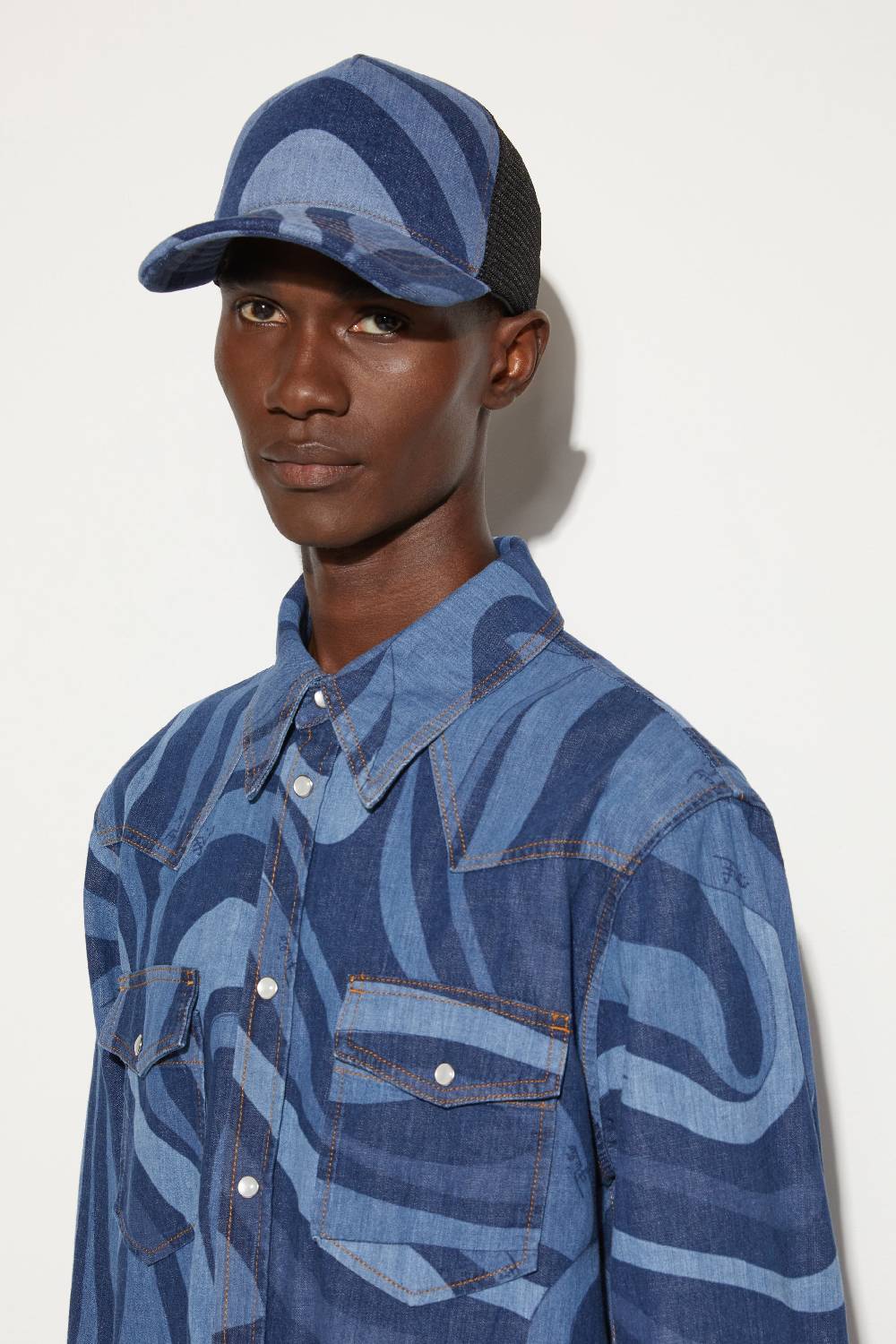 Pucci Camicia in denim con stampa Marmo Negozi Online
