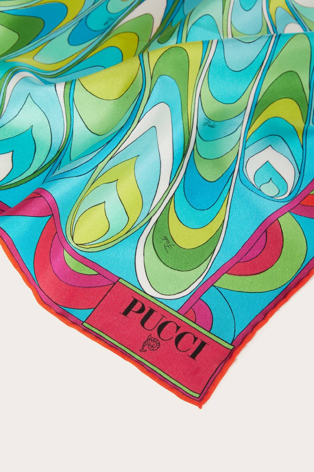 Pucci Carré piccolo in seta con stampa Onde Saldi