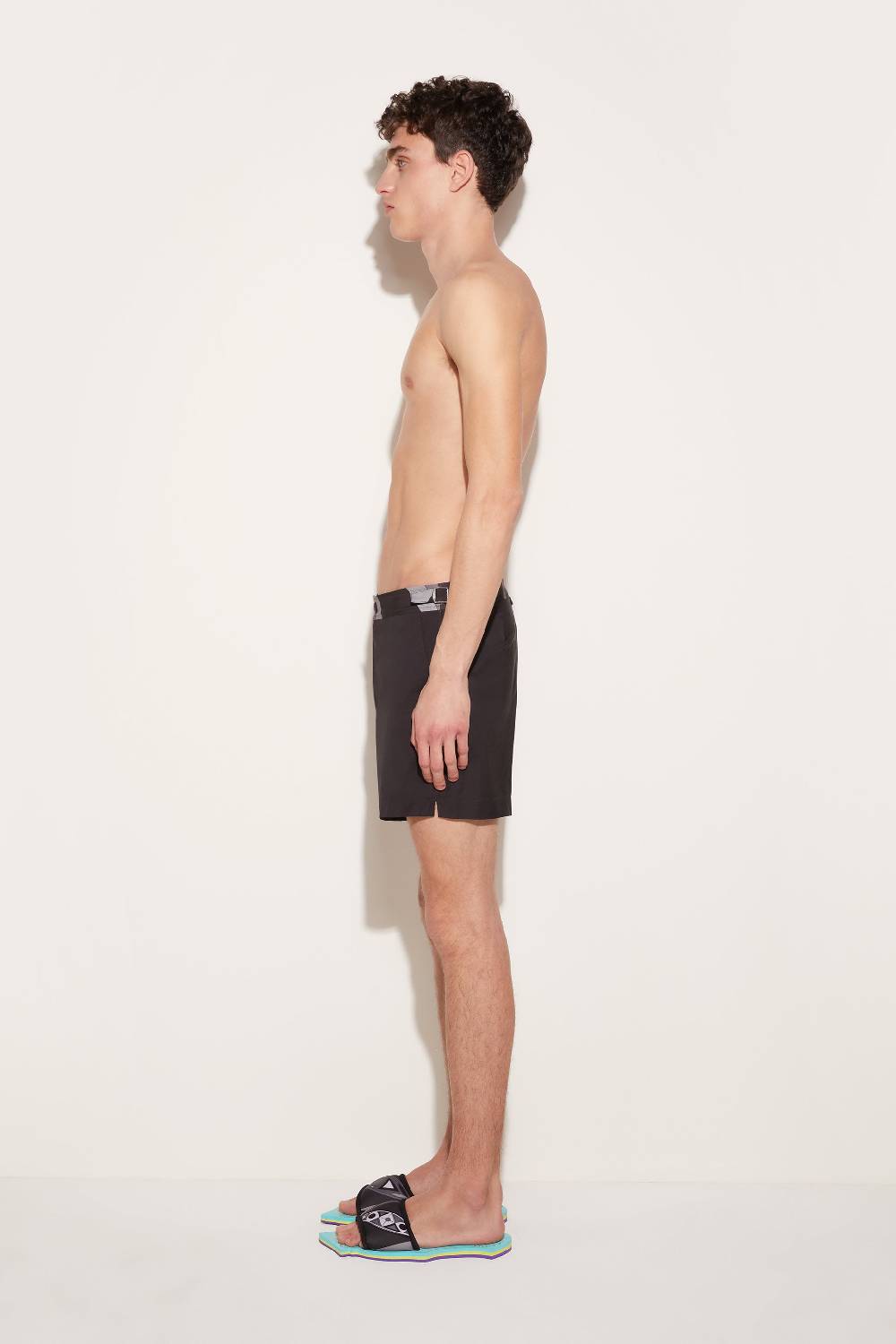 Pucci Shorts da mare con finiture Iride 2025