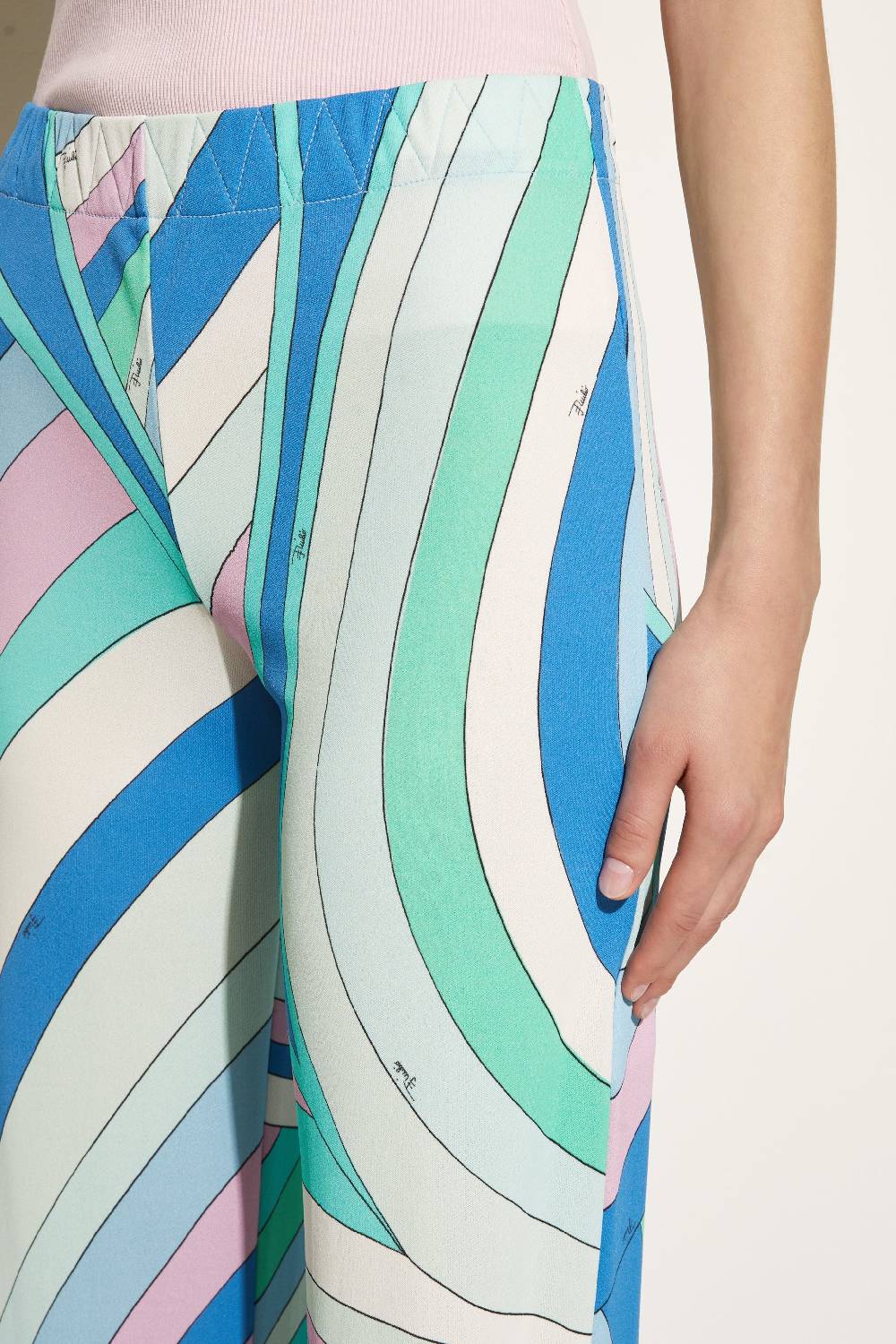 Pucci Pantaloni con stampa Iride Saldi