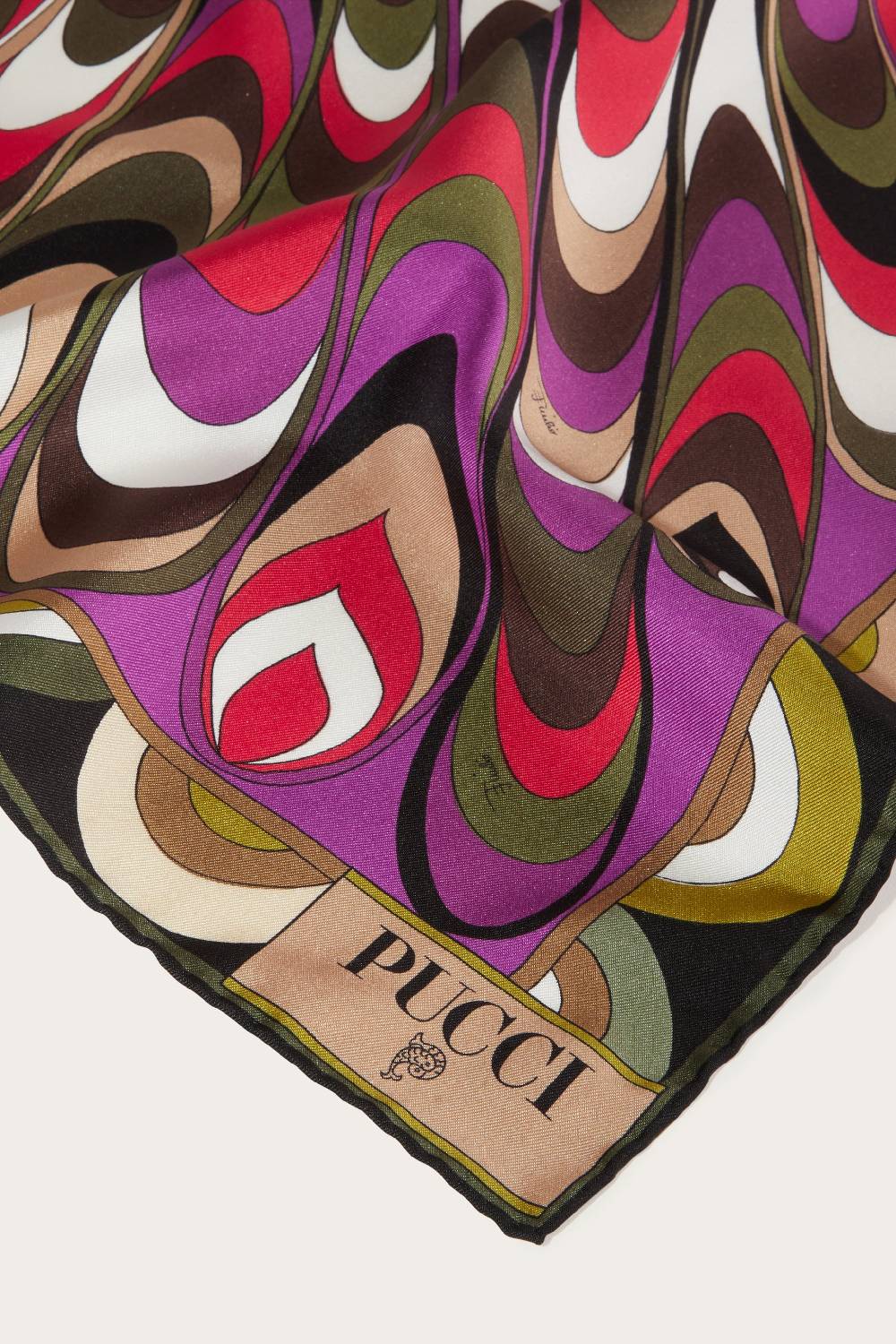 Pucci Carré piccolo in seta con stampa Onde Offerta temporanea