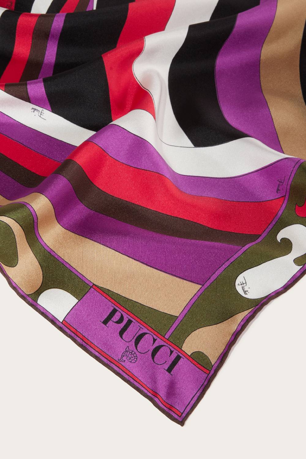 Pucci Carré grande in seta con stampe Iride e Marmo Ritorno libero
