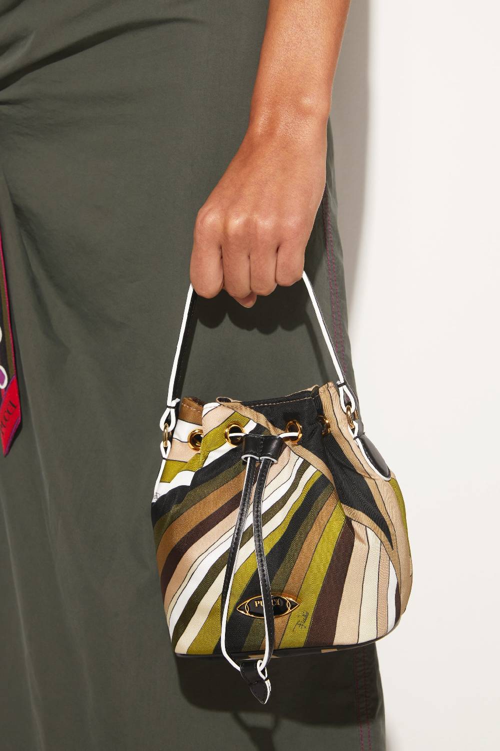 Pucci Borsa a secchiello Yummy Solo un giorno rimasto