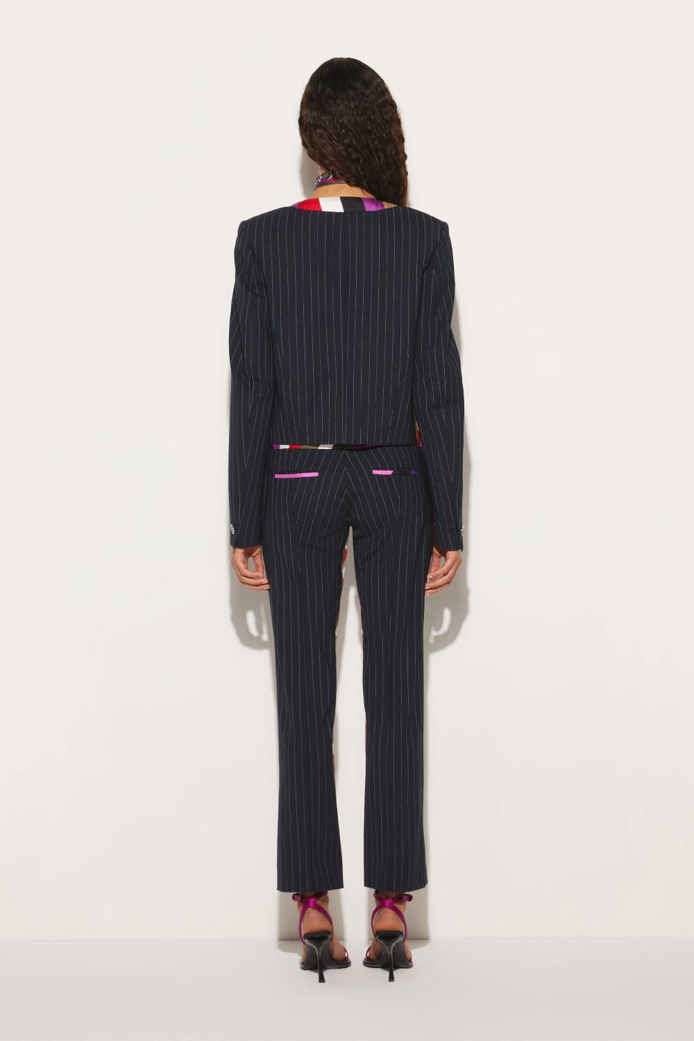 Pucci Pantaloni gessati con finiture Iride e Cigni Fornitura limitata