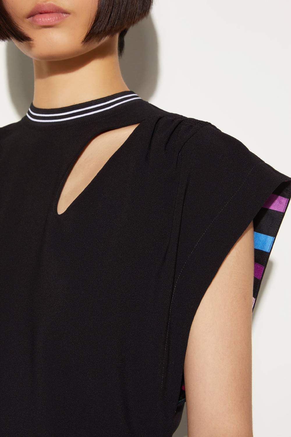 Pucci Top con cut-out Promozione