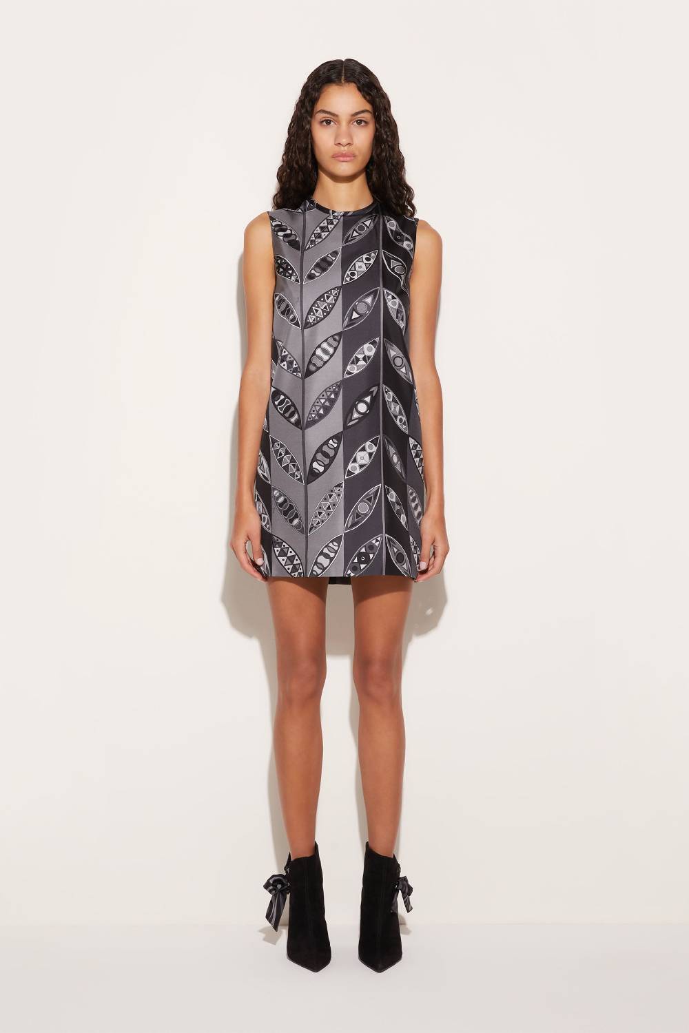 Pucci Mini abito in seta con stampa Girandole In vendita