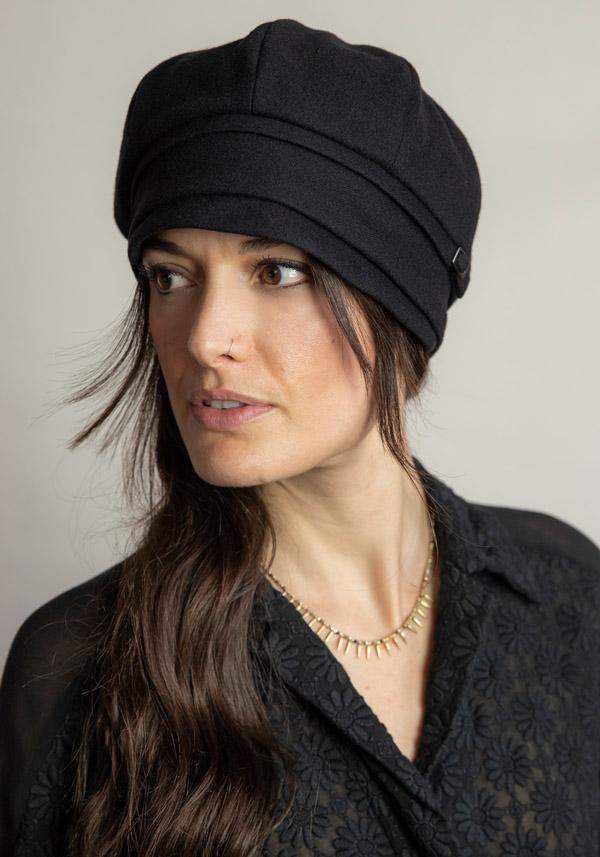 Rose & Lini THE GIRL AND THE GORILLA WOOL “MEI” BLACK HAT Qualità
