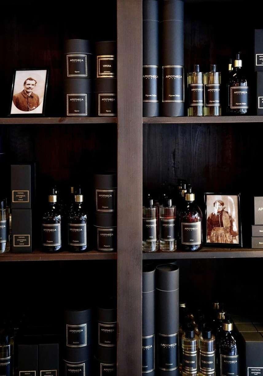Rose & Lini APOTHECA PARIS “AGAR” CANDLE I Più Venduti